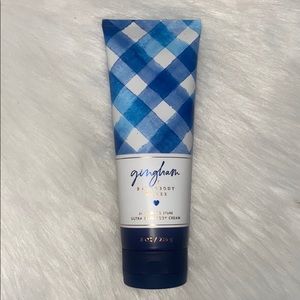 Bath and body wash body cream